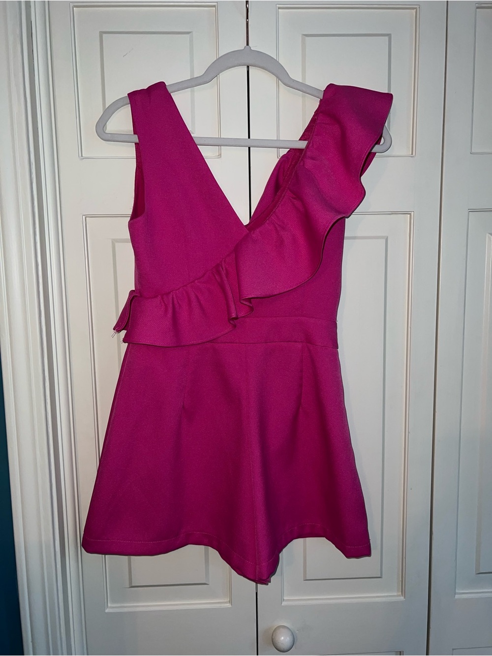 DO+BE Pink Ruffle Romper Small - Picture 2 of 2
